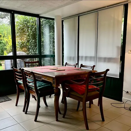 Bucolique Rez-de-jardin, 4 Pers, Proche Apartment Thorigny-sur-Marne